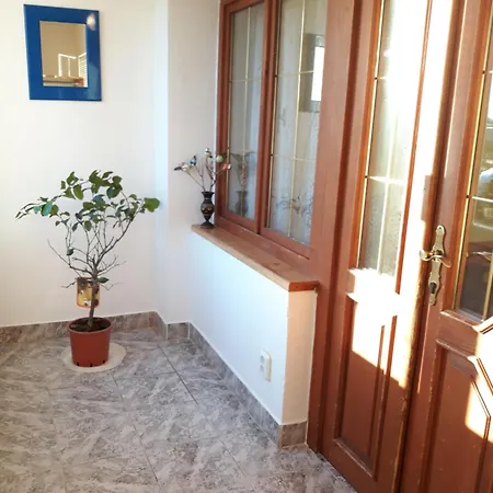 Appartement V Soukromi Perná